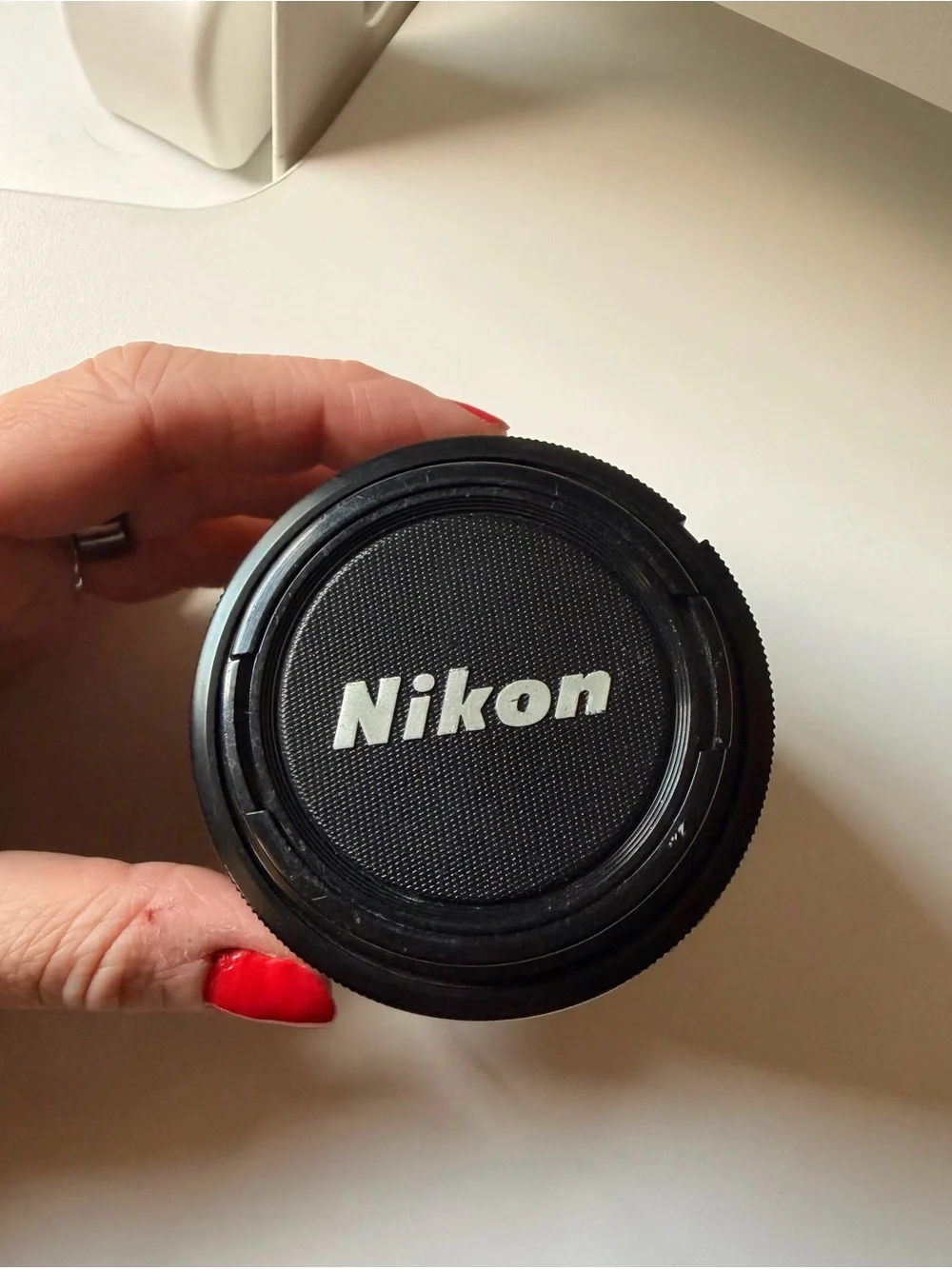 Nikon AF NIKKOR 35-70mm f/3.3-4.5 Zoom Lens Nikon F Mount Auto/Manual
